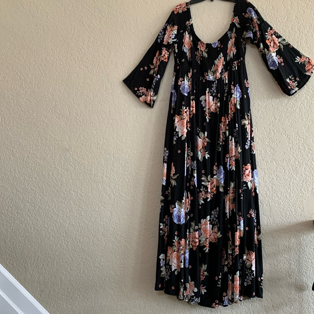 Torrid Maxi Dress black floral print